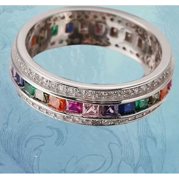 New ring with band of colored crystals & rhinestones size 7 - Picture 4 of 4